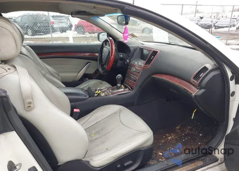 2010 Infiniti G37 z USA, uszkodzony, nr VIN JN1CV6FE3AM354306